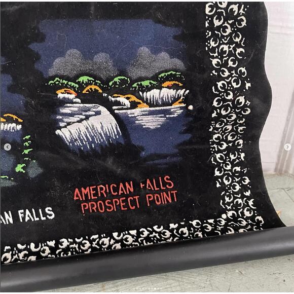Vintage Flocked Velvet Niagara Falls American Canadian Banner - Picture 8 of 10